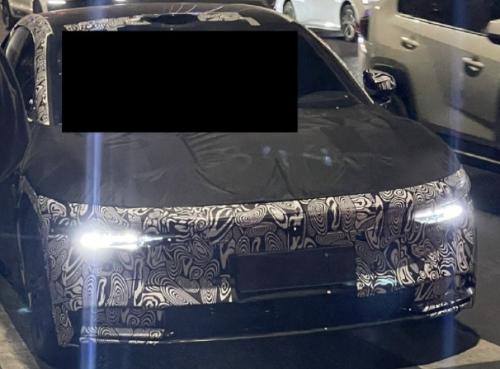 Benchmark Model 3, new spy photos of Jikrypton pure electric sedan
