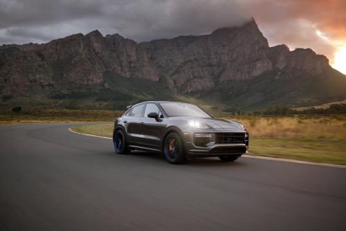 The highlight are changes to interior. Did Porsche Cayenne mark biggest facelift ever?
