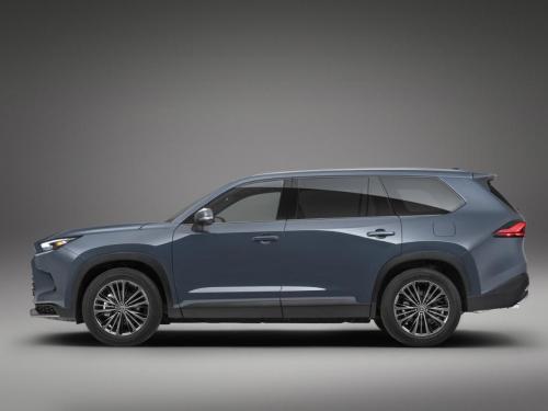 More "big" Highlander? The new Toyota SUV really surprises no one!
