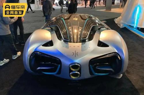 Can't tell front and back? Hydrogen-powered supercar Hyperion XP1 unveiled at Los Angeles Auto Show.
